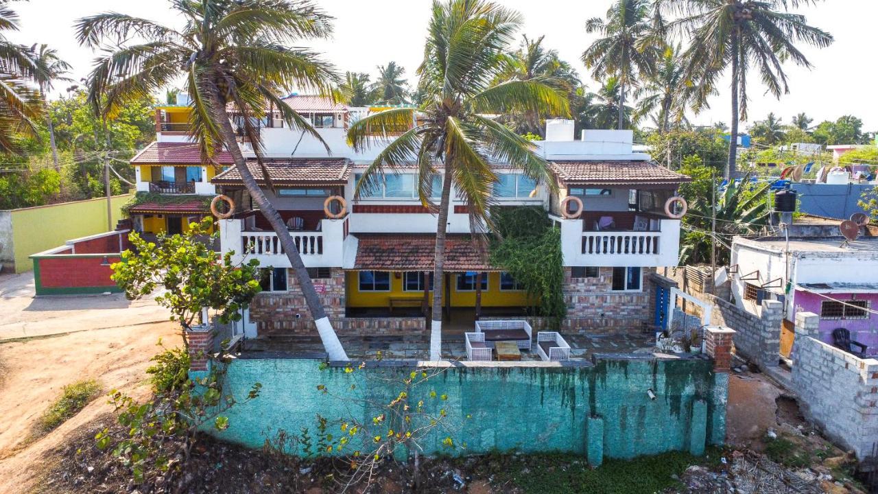 Mermaid Island Beach Resorts Пондичери Екстериор снимка