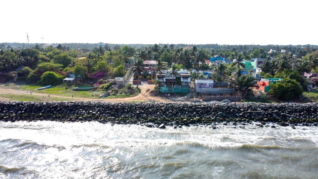 Mermaid Island Beach Resorts Пондичери Екстериор снимка