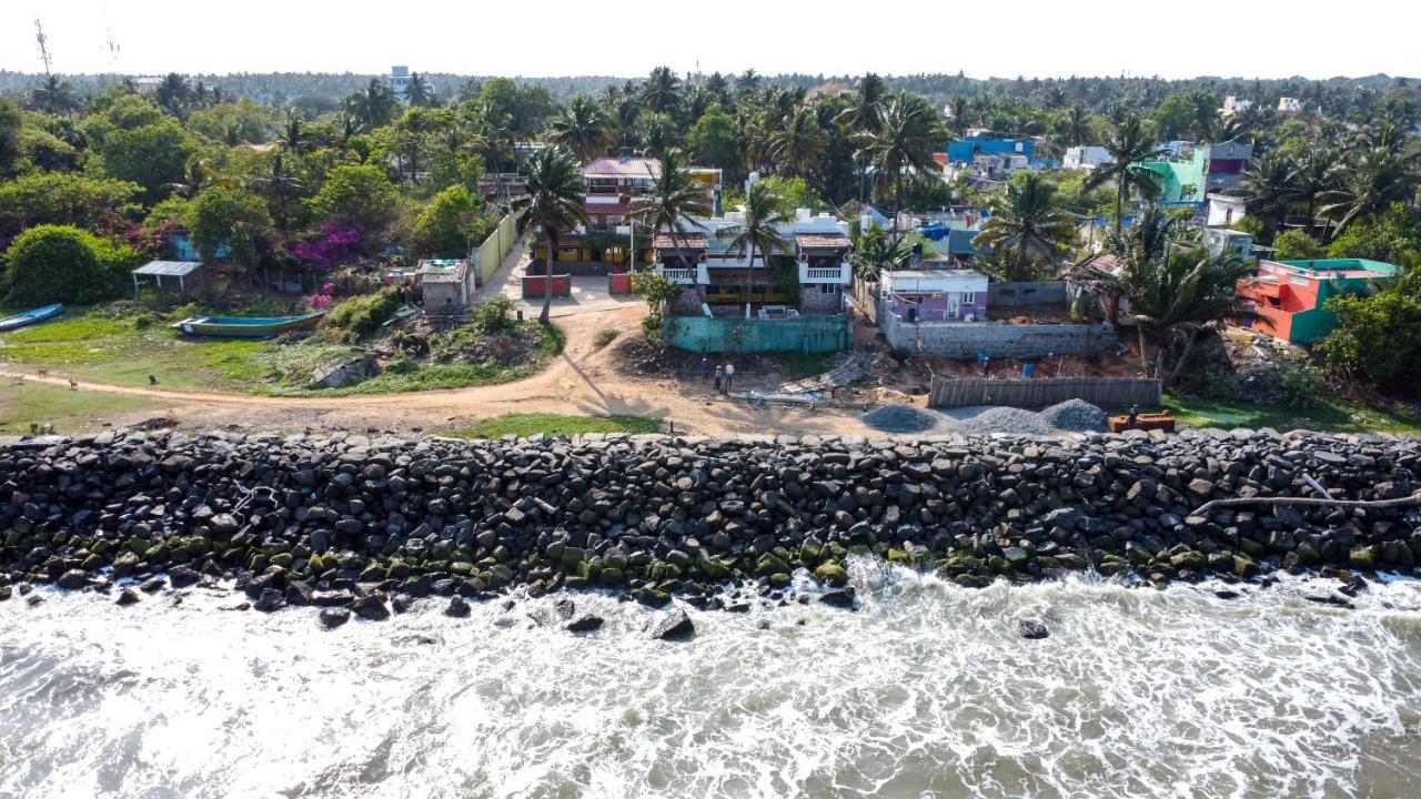 Mermaid Island Beach Resorts Пондичери Екстериор снимка