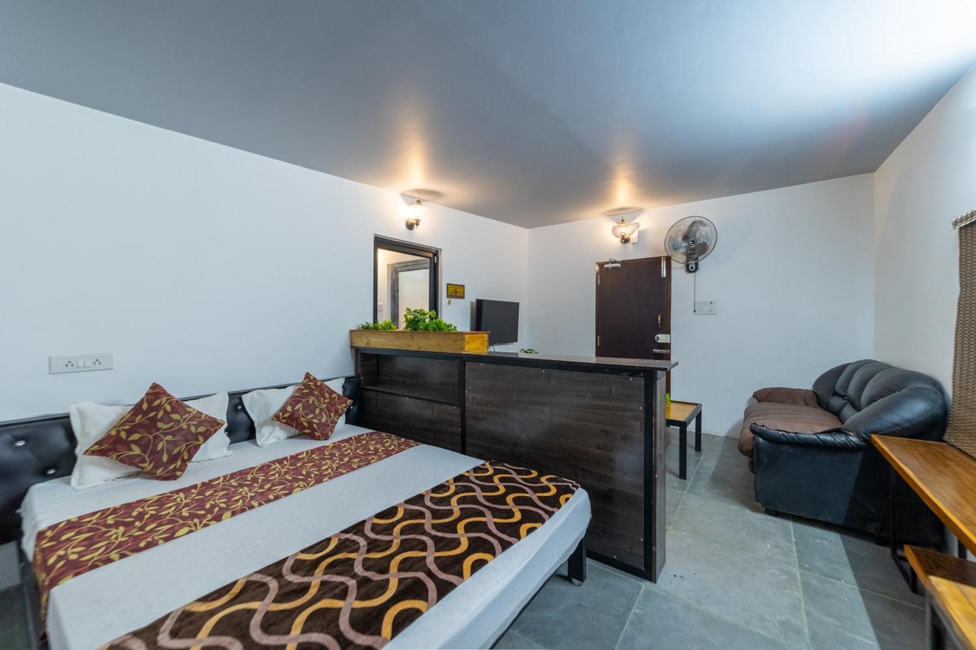 Mermaid Island Beach Resorts Пондичери Екстериор снимка